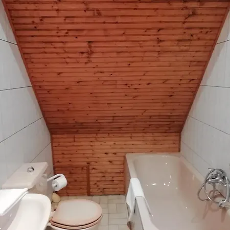 Modern In Quend-plage-les-pins, Cleaning Included *